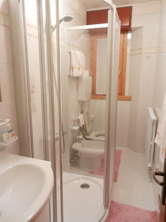 Casa Elda Lejlighed Isolaccia Eksteriør billede