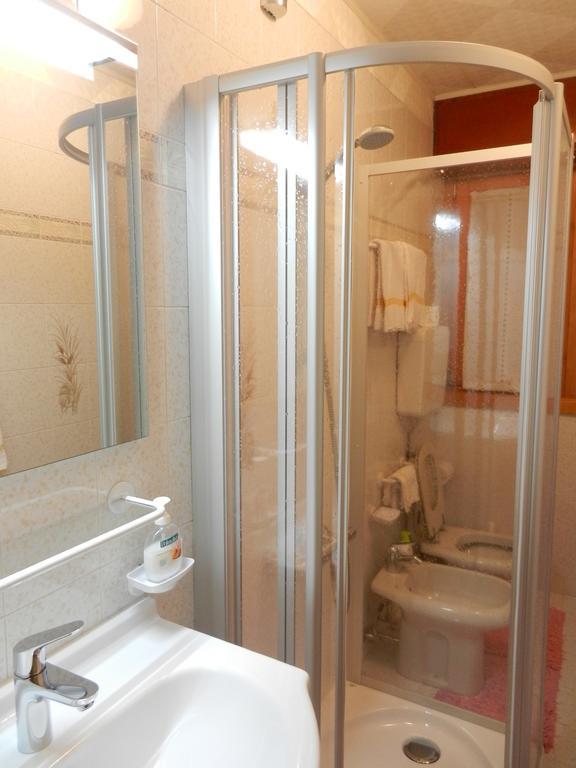 Casa Elda Lejlighed Isolaccia Værelse billede